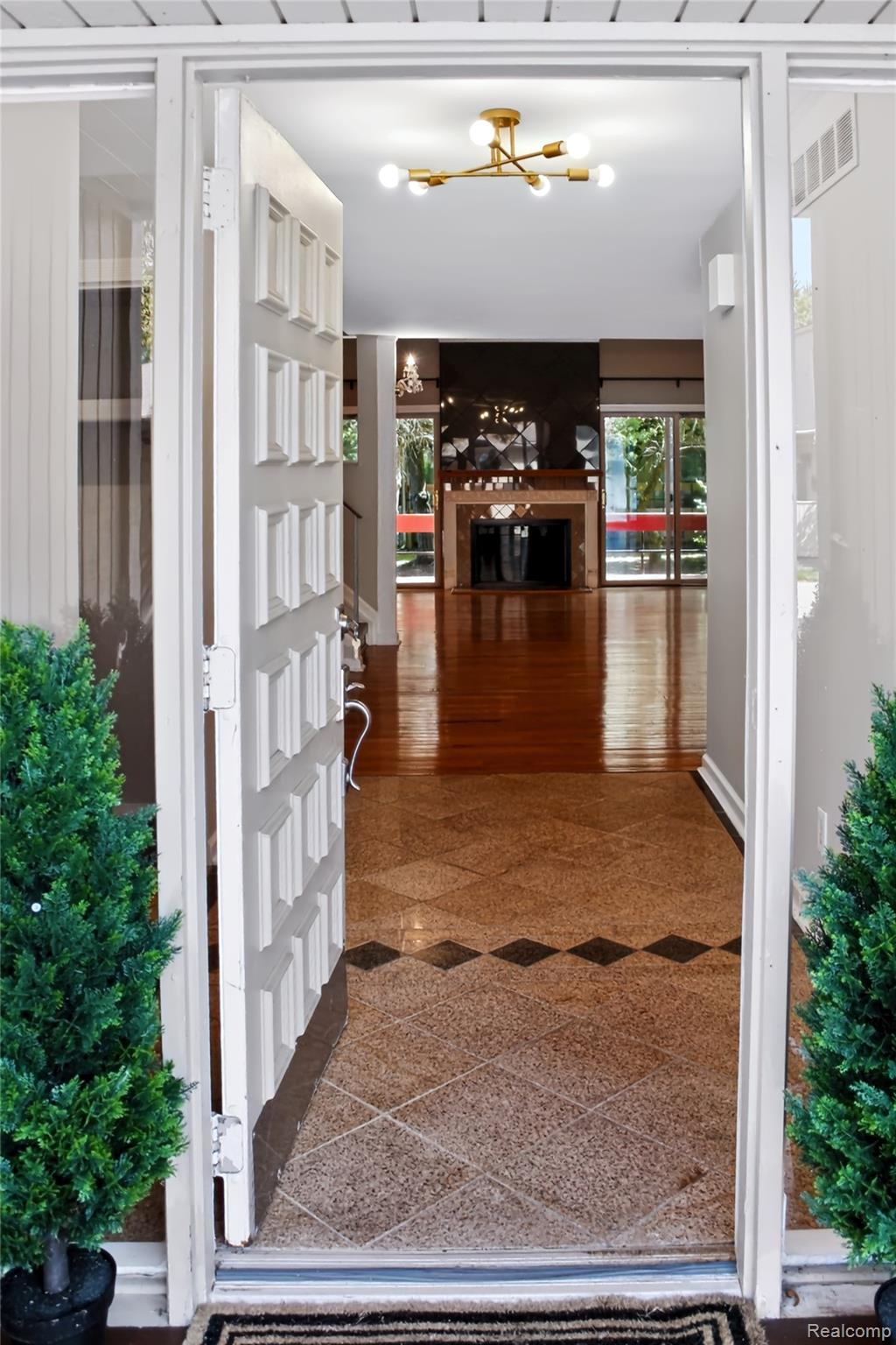 7364 Balsam Court Unit 32