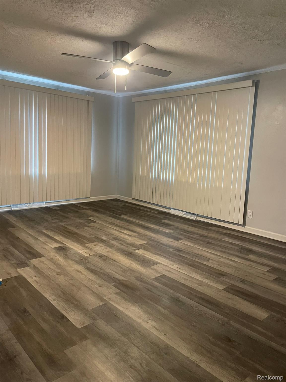 3021 N Grand River Avenue