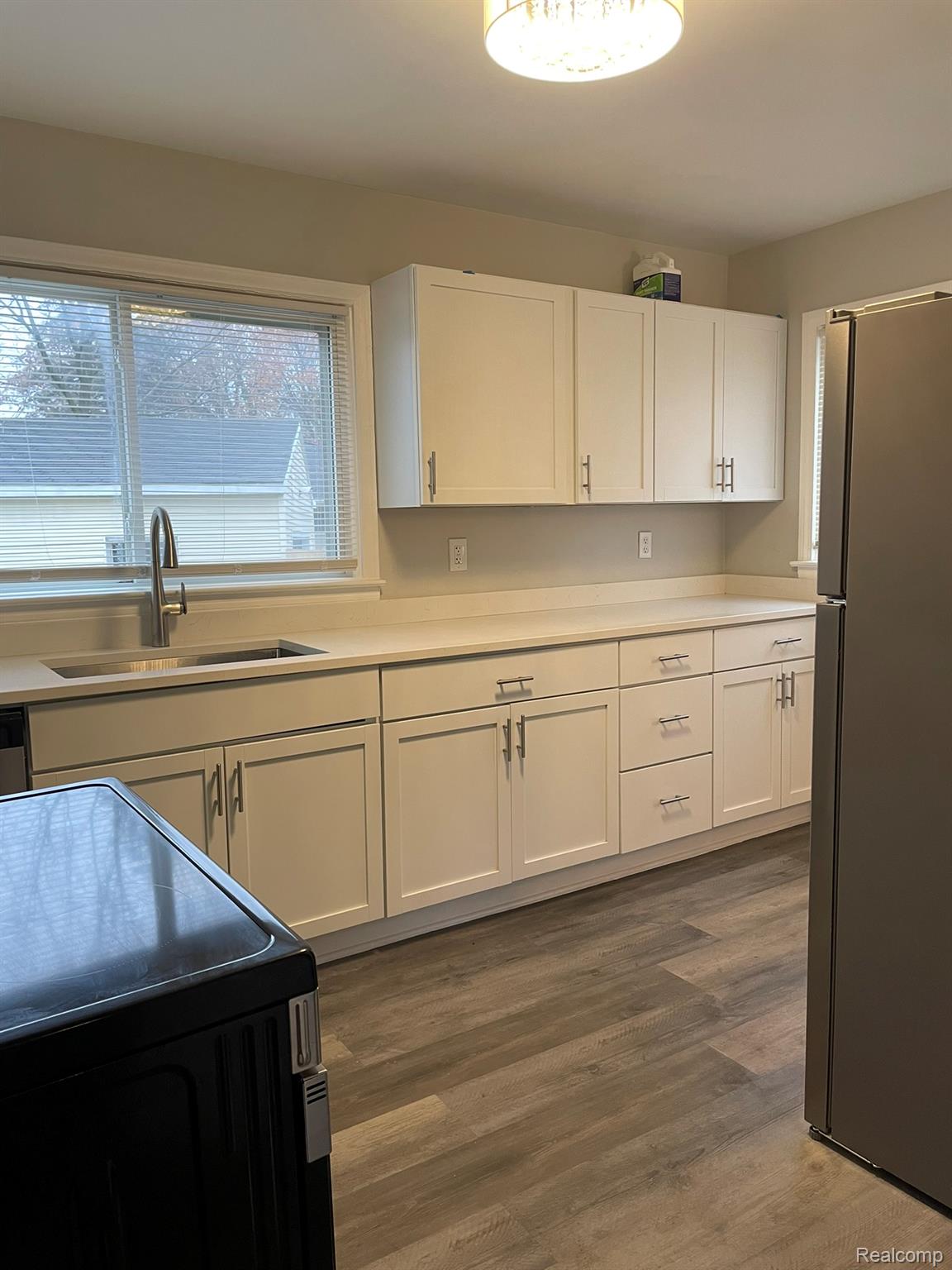 3021 N Grand River Avenue