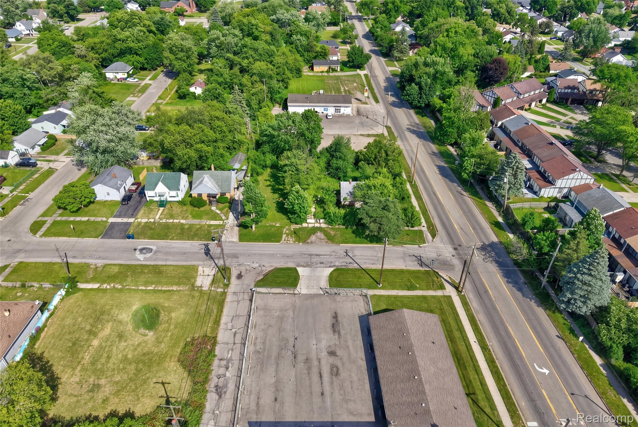 2702 Flushing Road