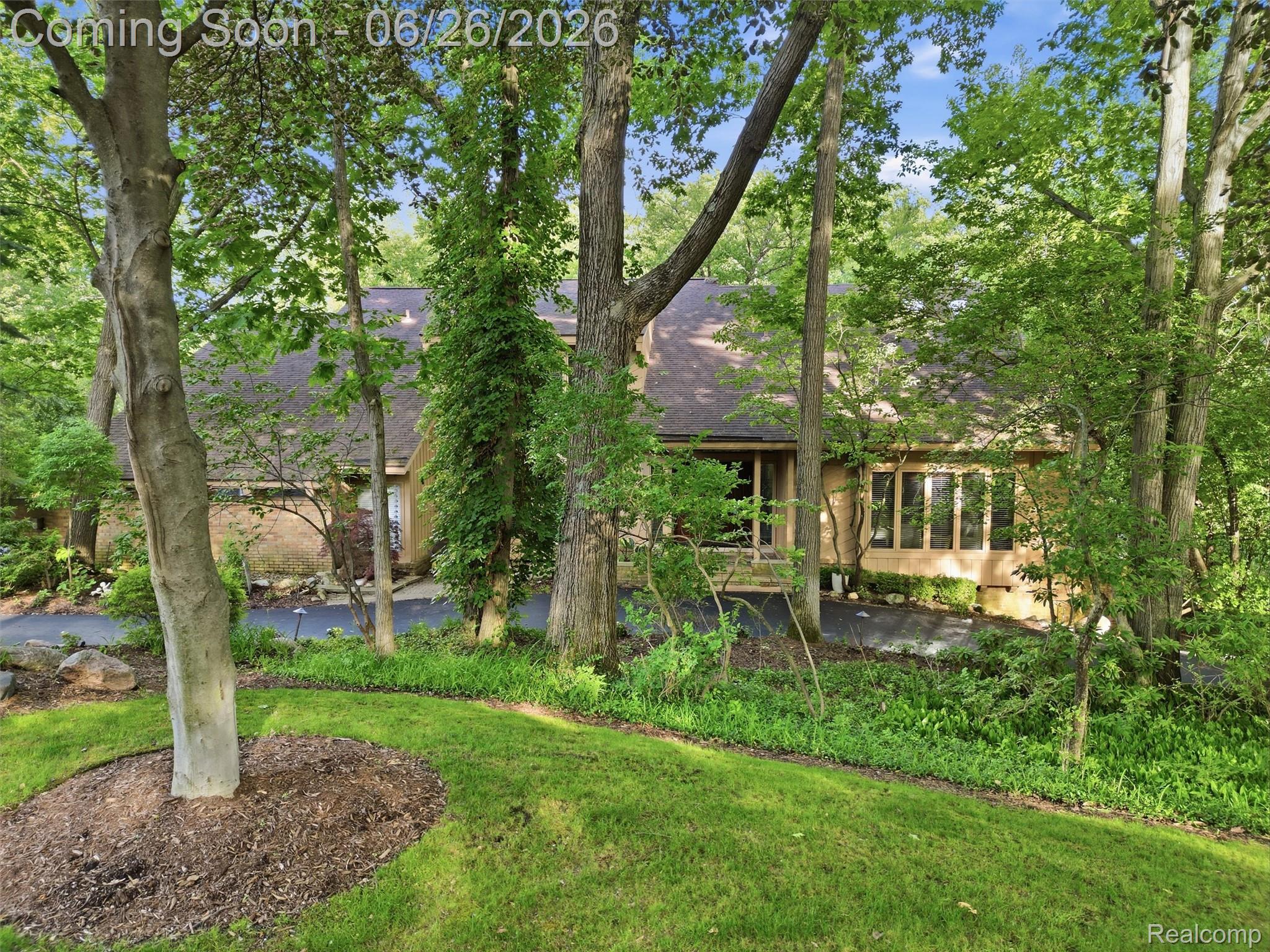 4751 Rolling Ridge Road