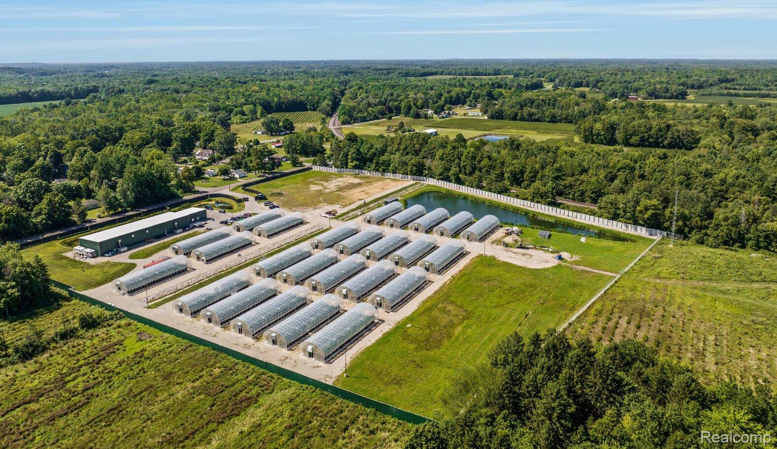 186 West Howard Avenue