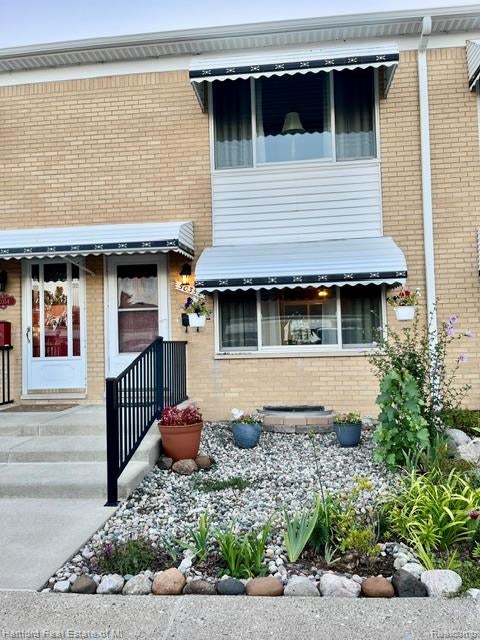 50352 Helfer Boulevard