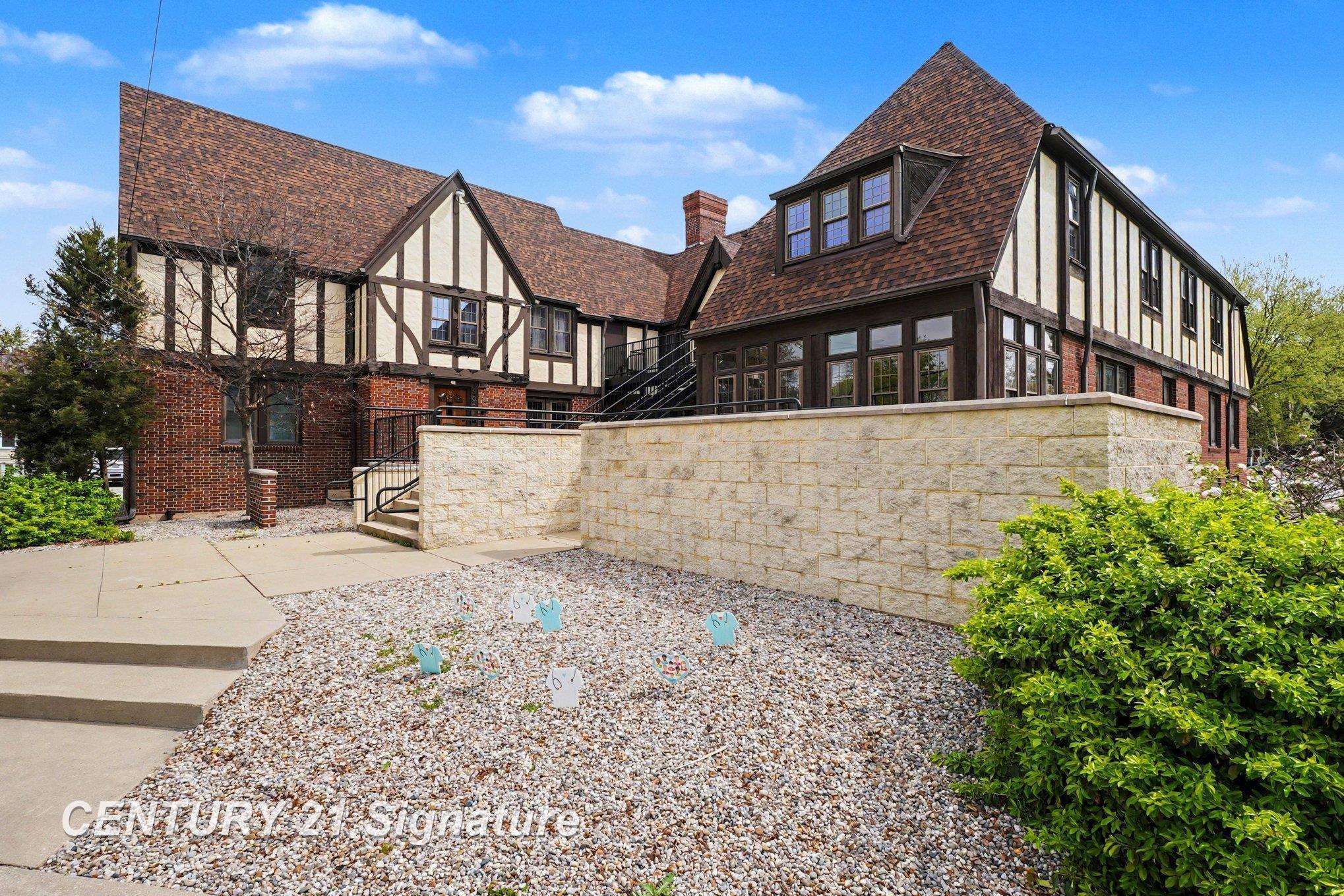 302 Tuscola Road
