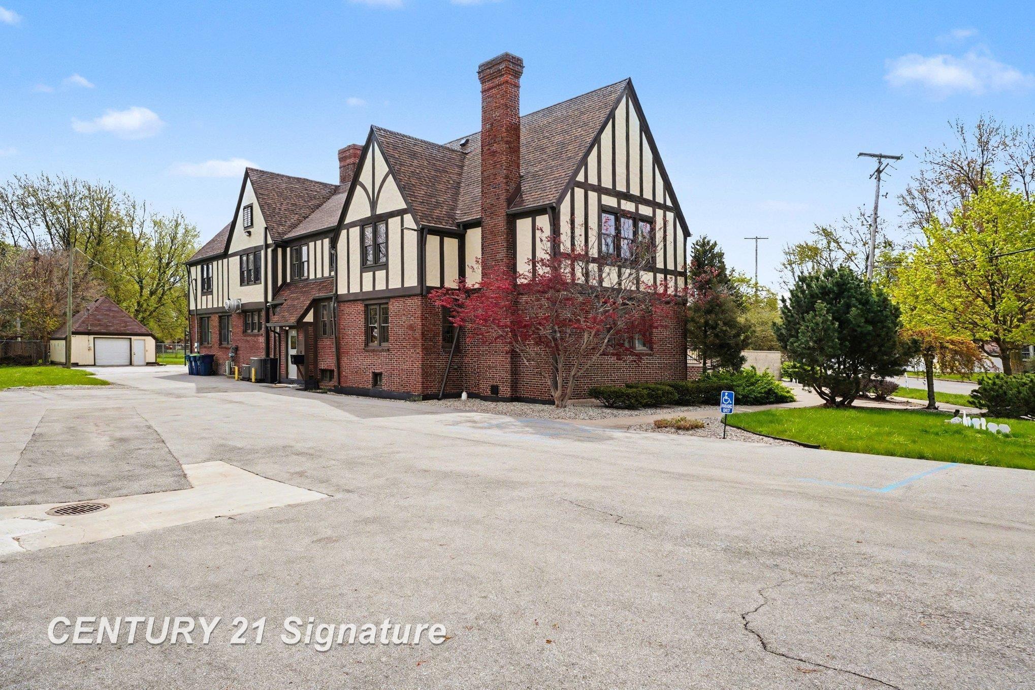 302 Tuscola Road