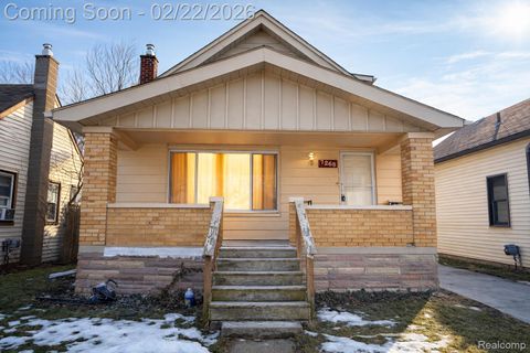 7268 Dodge Avenue Warren City MI 48091