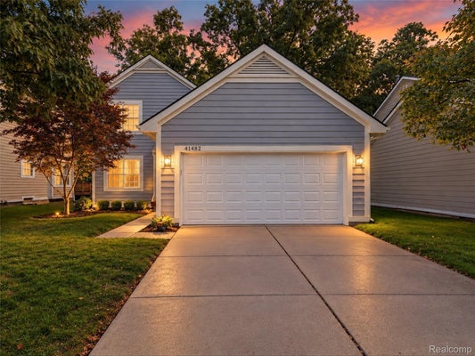 41482 CORNELL DR, NOVI, MI 48377 - Image e2bbae27b61a30a43826989a8a5e3951/957416748