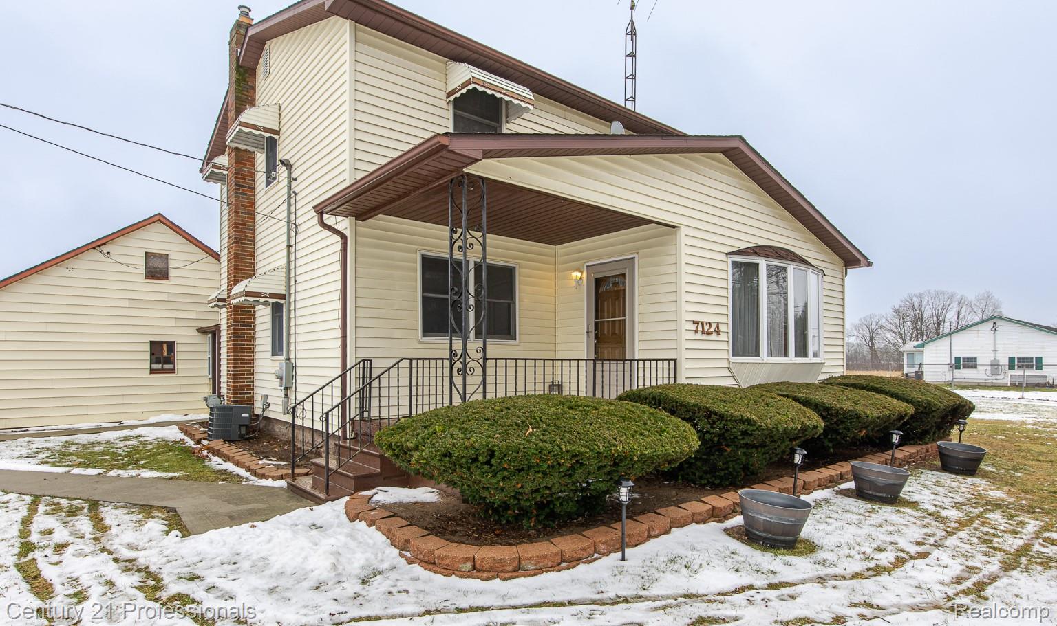 7124 N Jennings Road