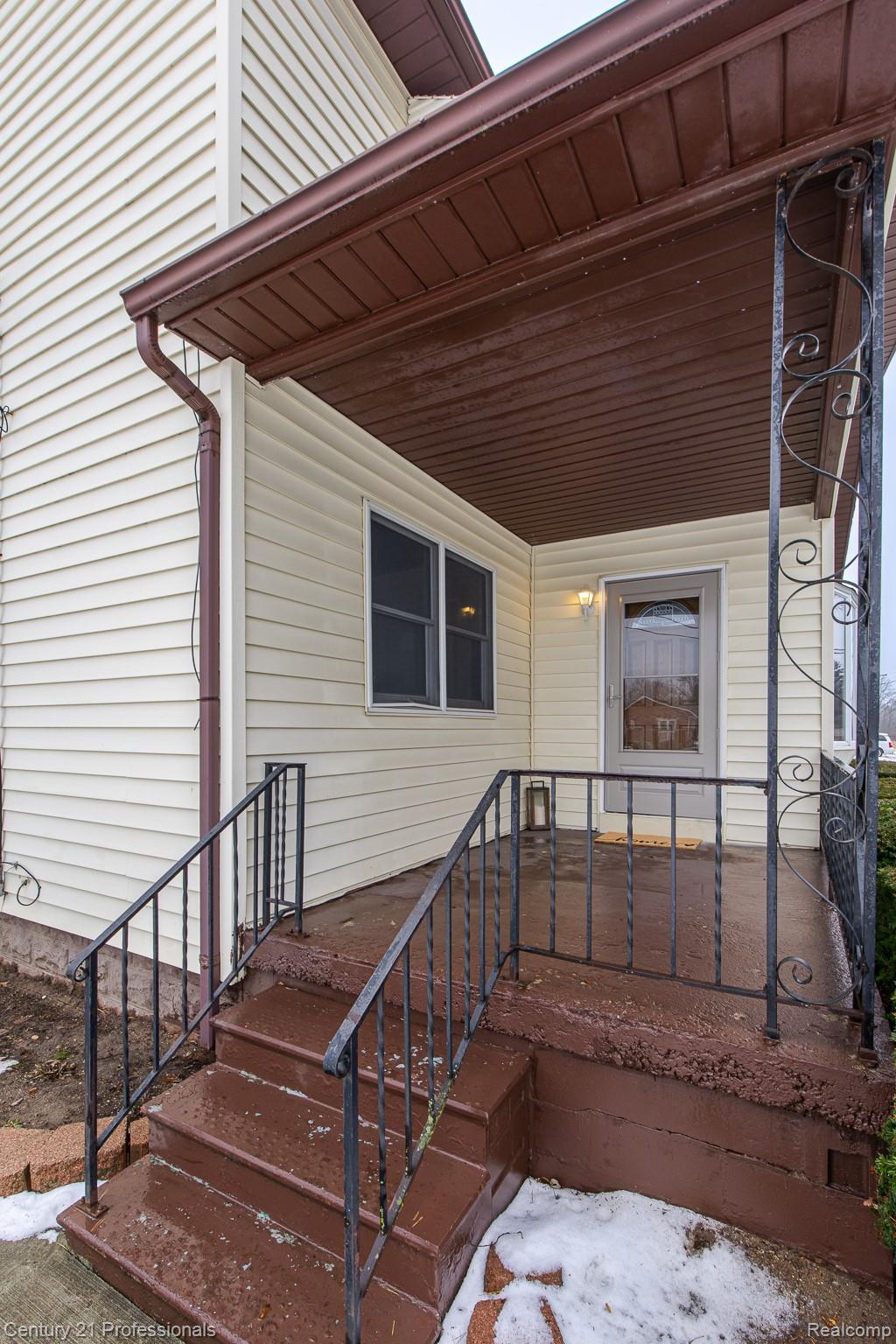 7124 N Jennings Road