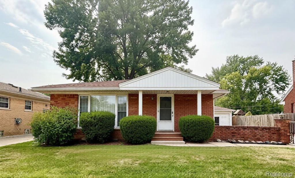 Photo of 24255 Flower Avenue, Eastpointe City, MI 48021 (MLS # 20261056266)