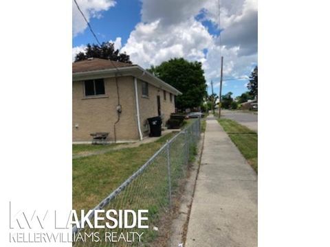 Tiny photo for 18601 Albion Street, Detroit City, MI 48234 (MLS # 58050201472)