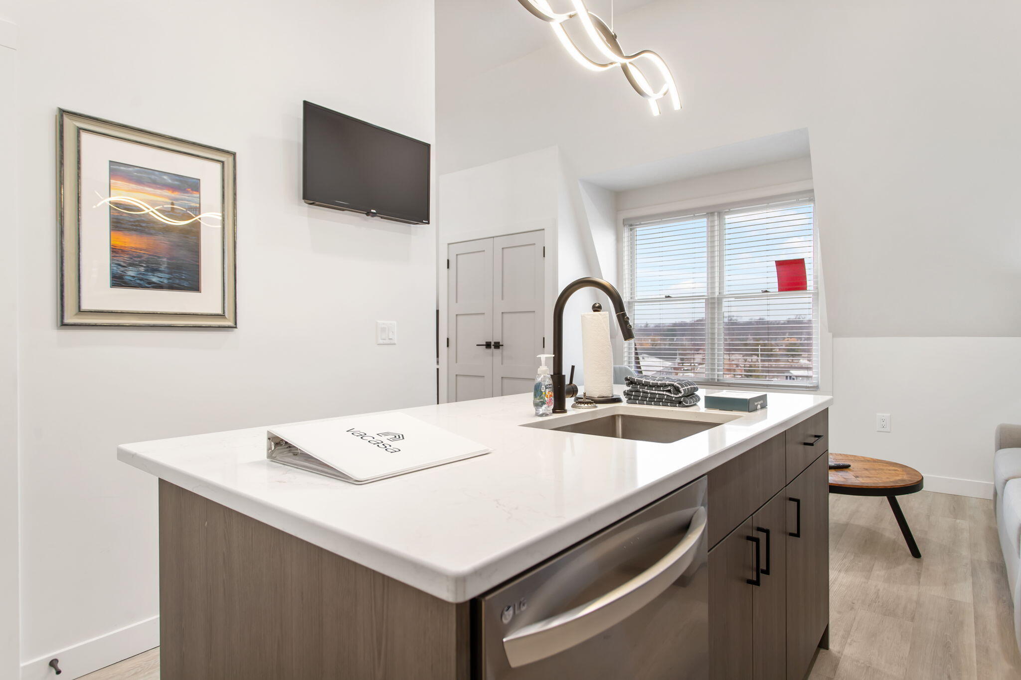 532 Dyckman Avenue 17