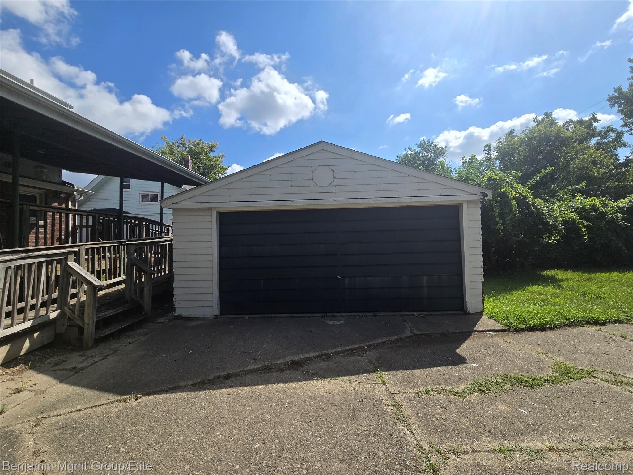 16504 E 10 Mile Road