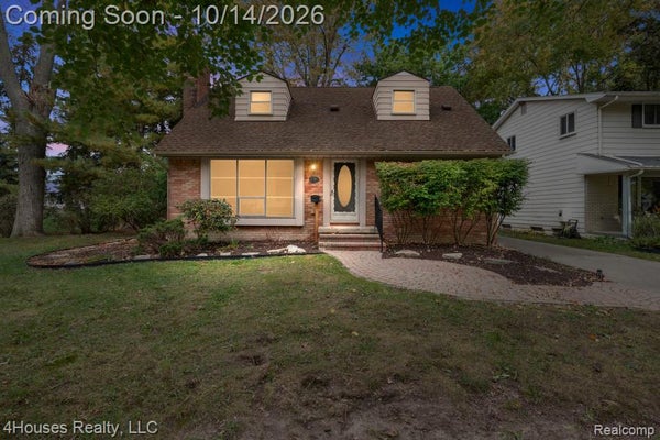 3336 MERRILL AVE, ROYAL OAK, MI 48073 - Image e2d6fdf7529e72718daeb5ba2fb57ac7/3867607992