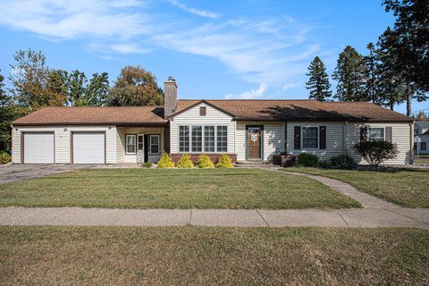 10 Fairfield Drive Coldwater City MI 49036