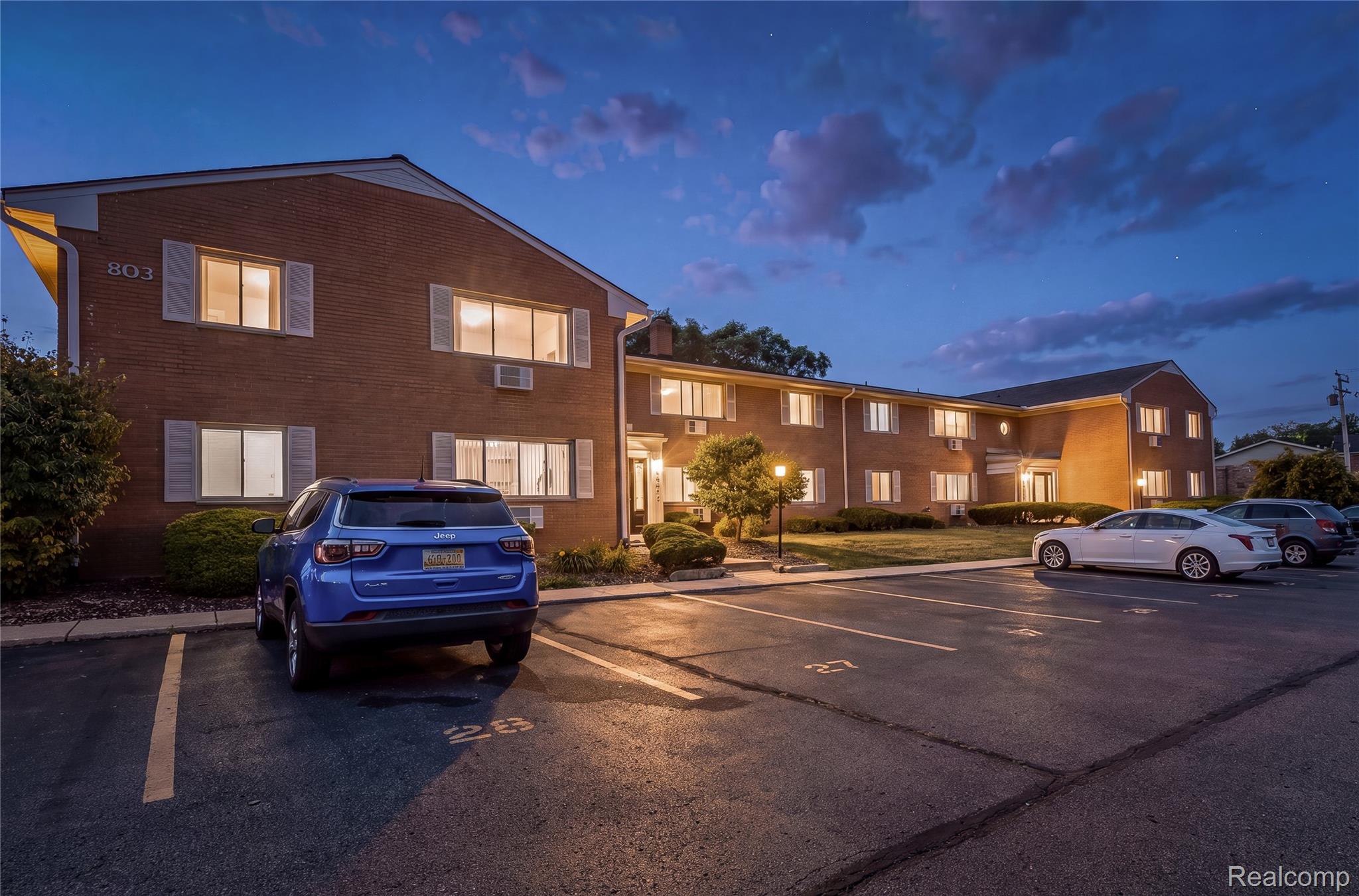 803 PLATE Street 207