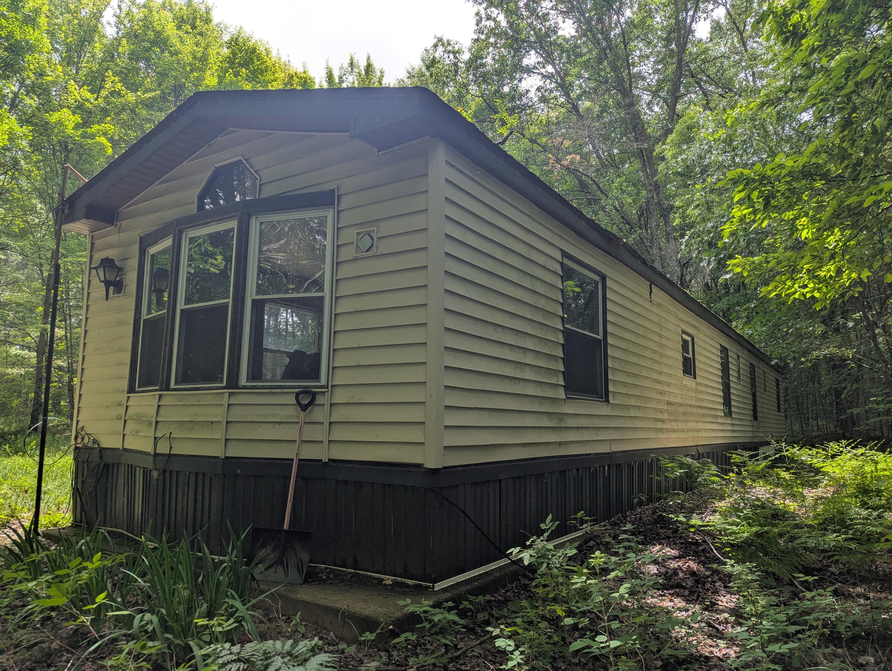 1307 N Blacksmith Lane
