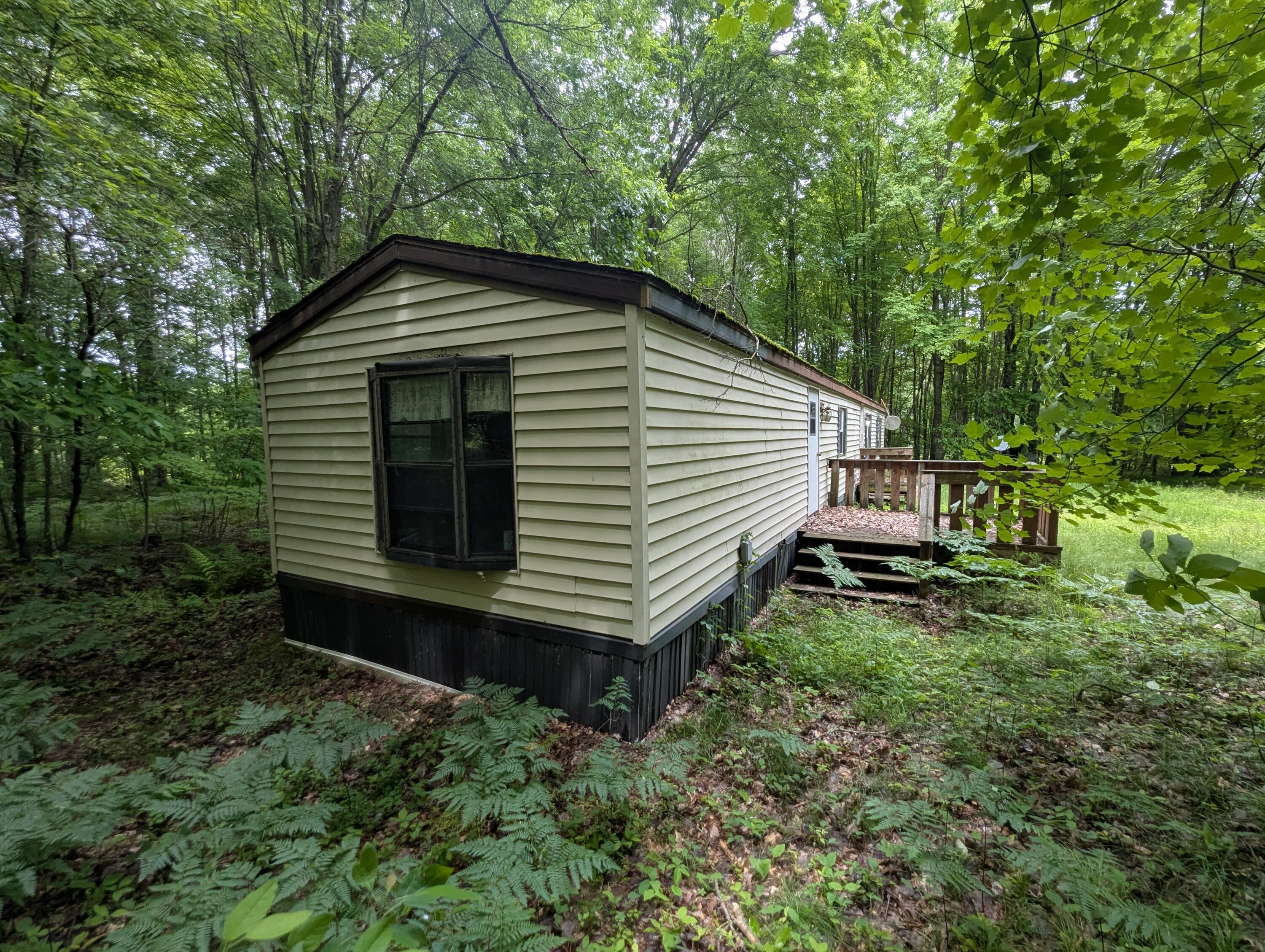 1307 N Blacksmith Lane