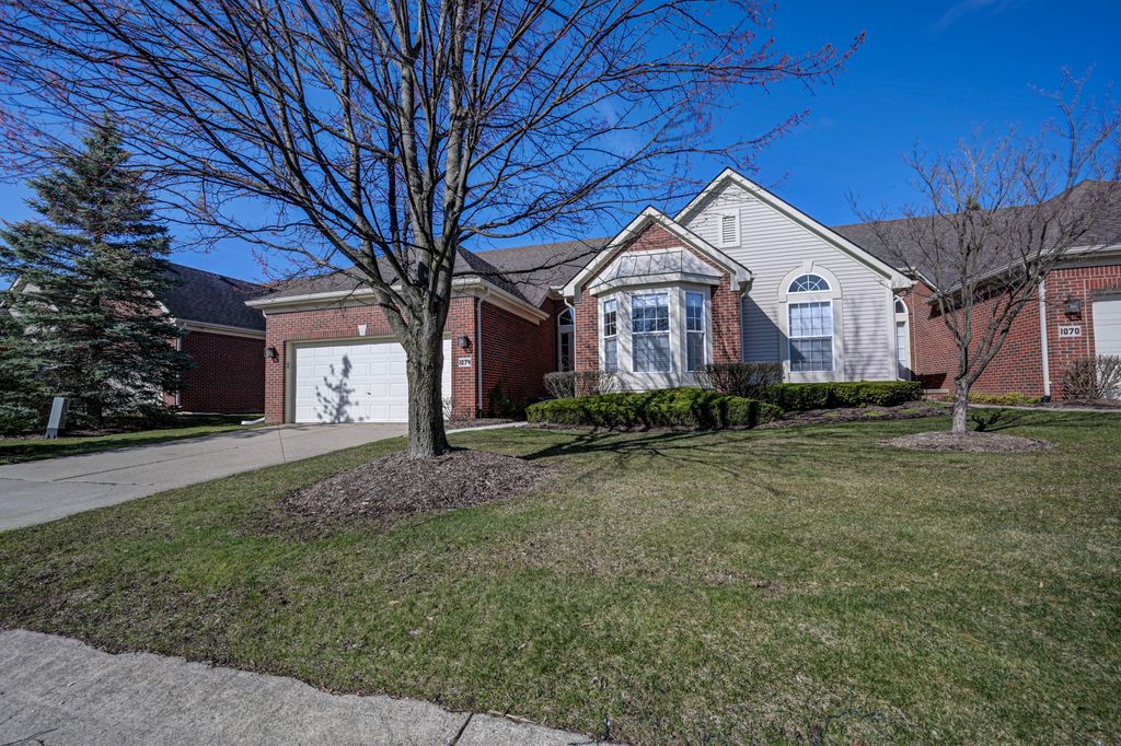 listing image 0