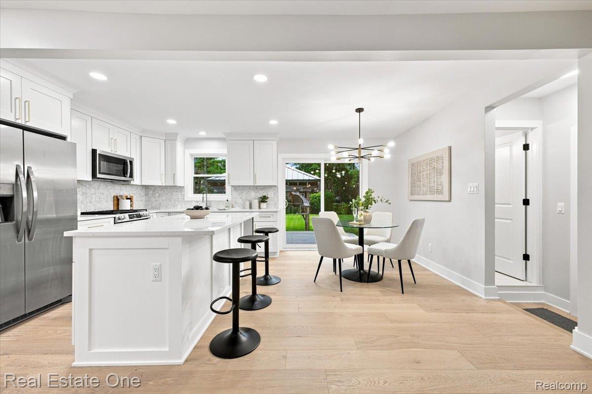 48064 Meadow Lane