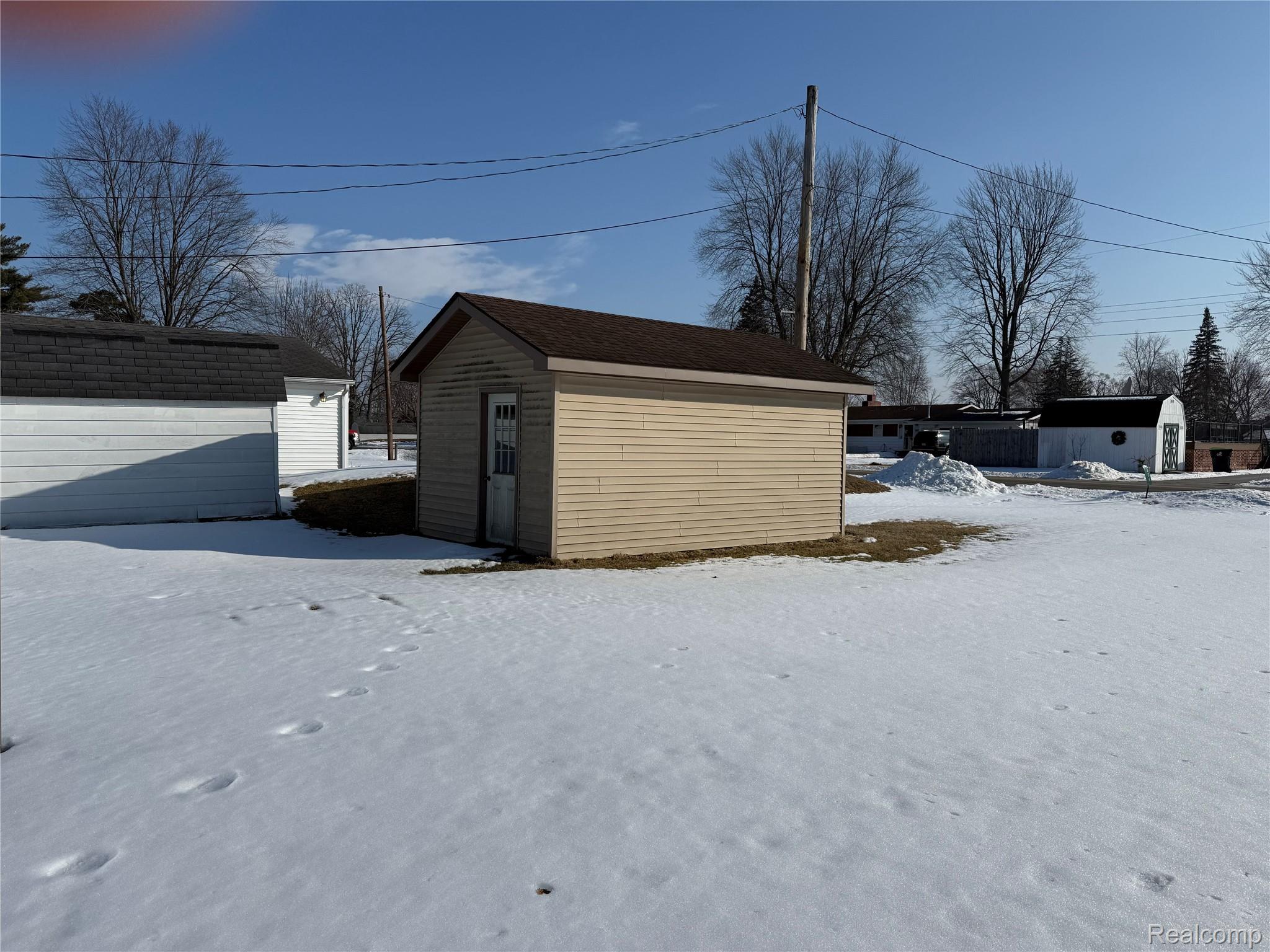 336 Twin Lake Road