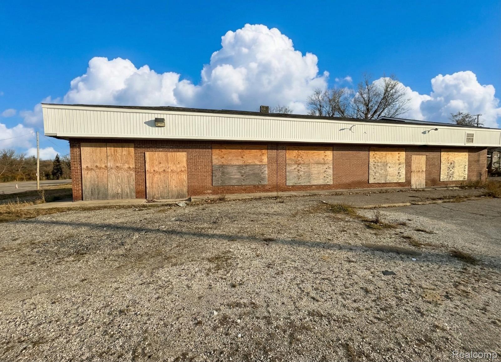 3102 - 3402 M L King Avenue