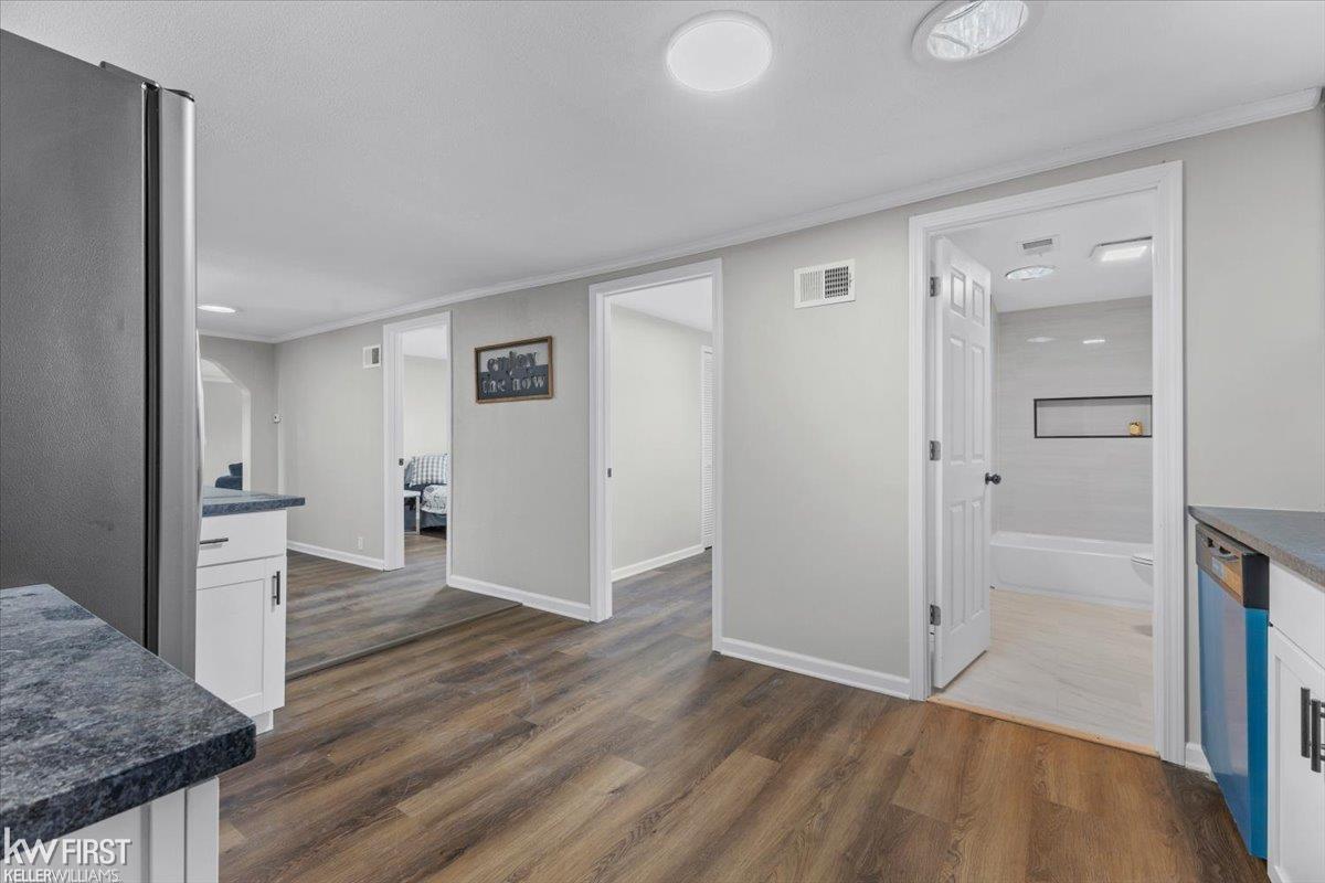 7205 Williams Lake Road