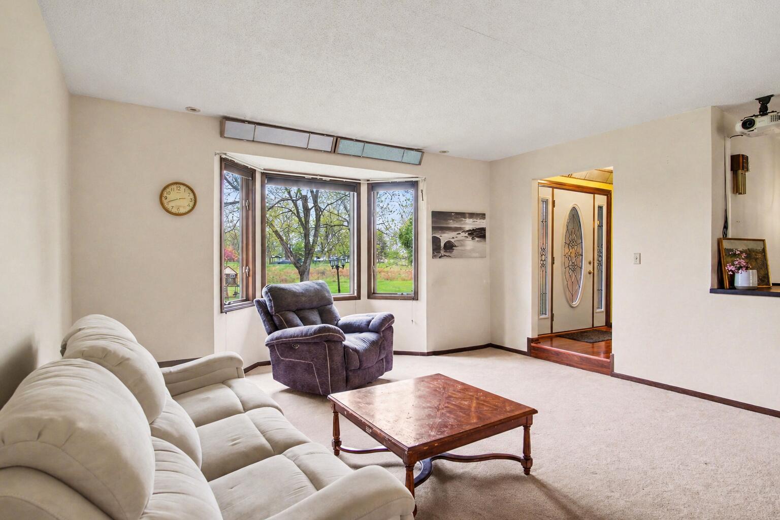 655 N 48th Avenue