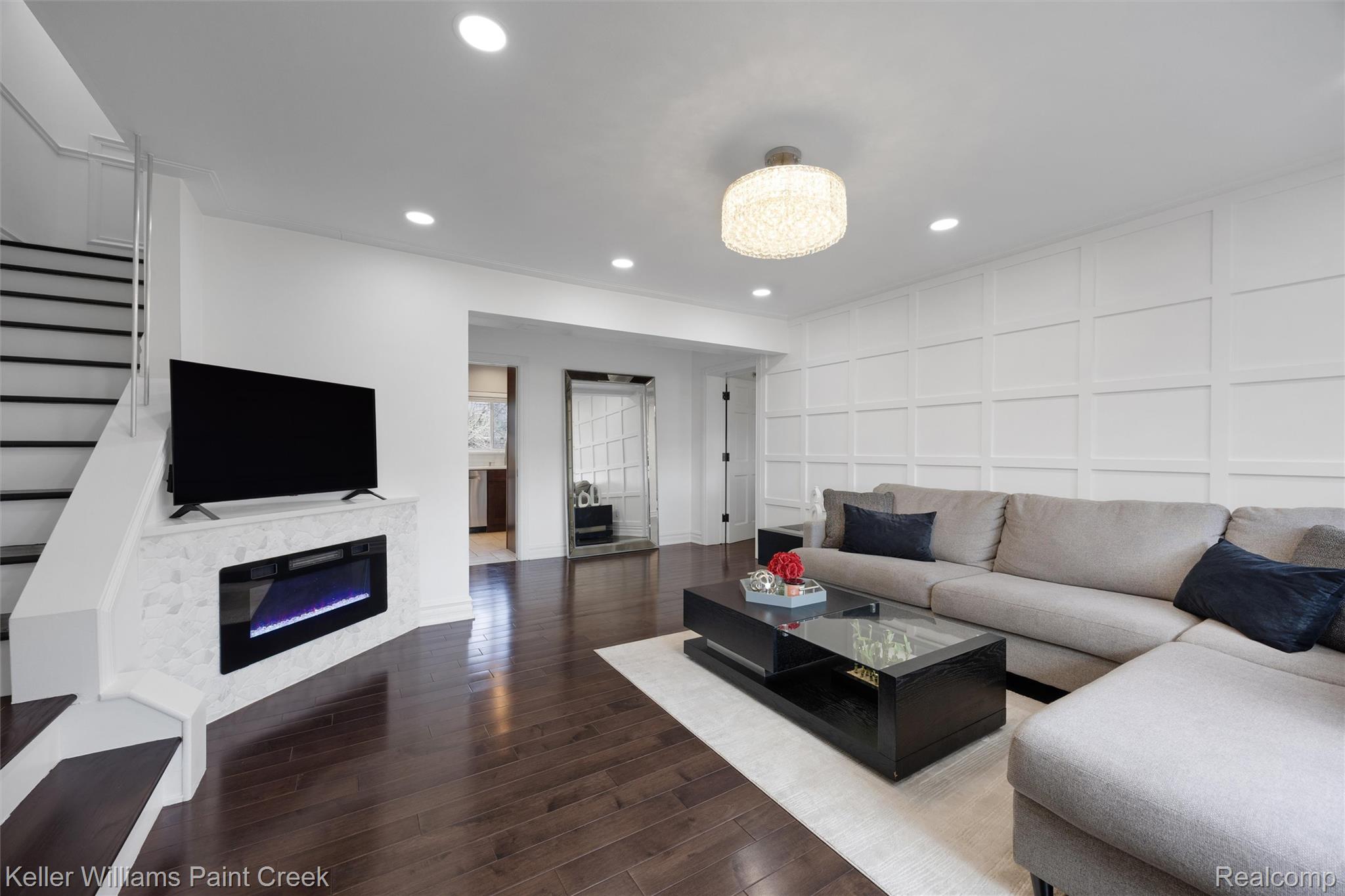 445 Miller Avenue