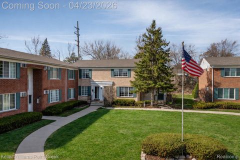 445 Miller Avenue Rochester City MI 48307