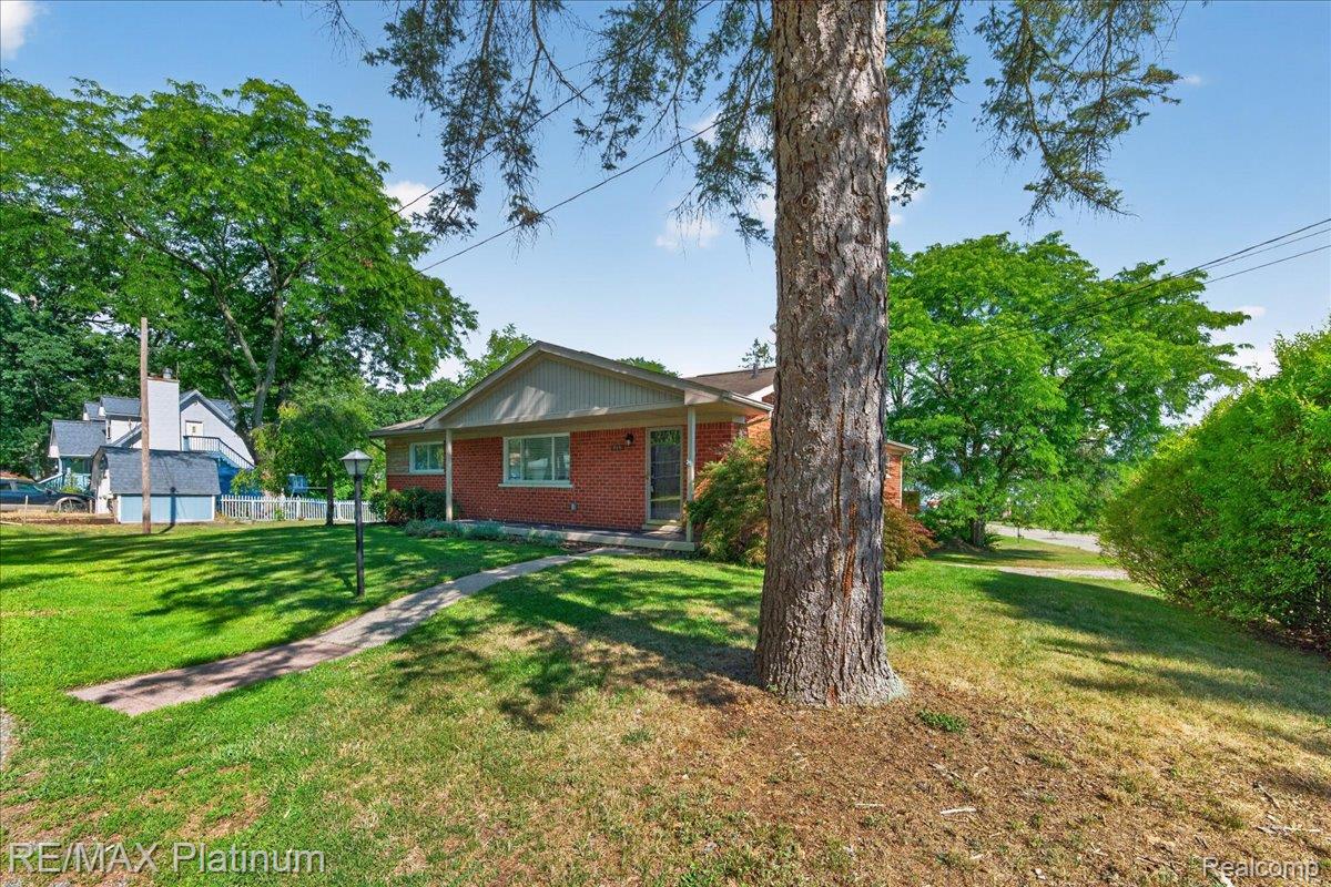 618 Chicago Drive