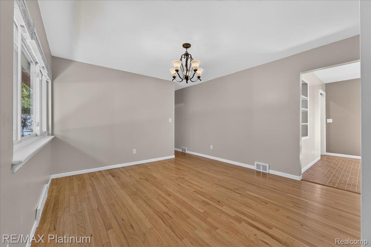 618 Chicago Drive