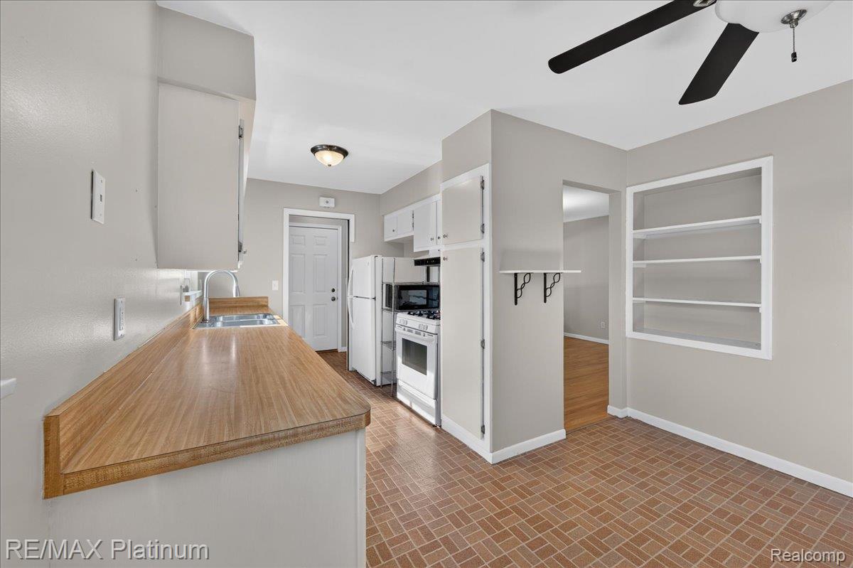 618 Chicago Drive