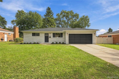 Photo for 28128 Berkshire Drive