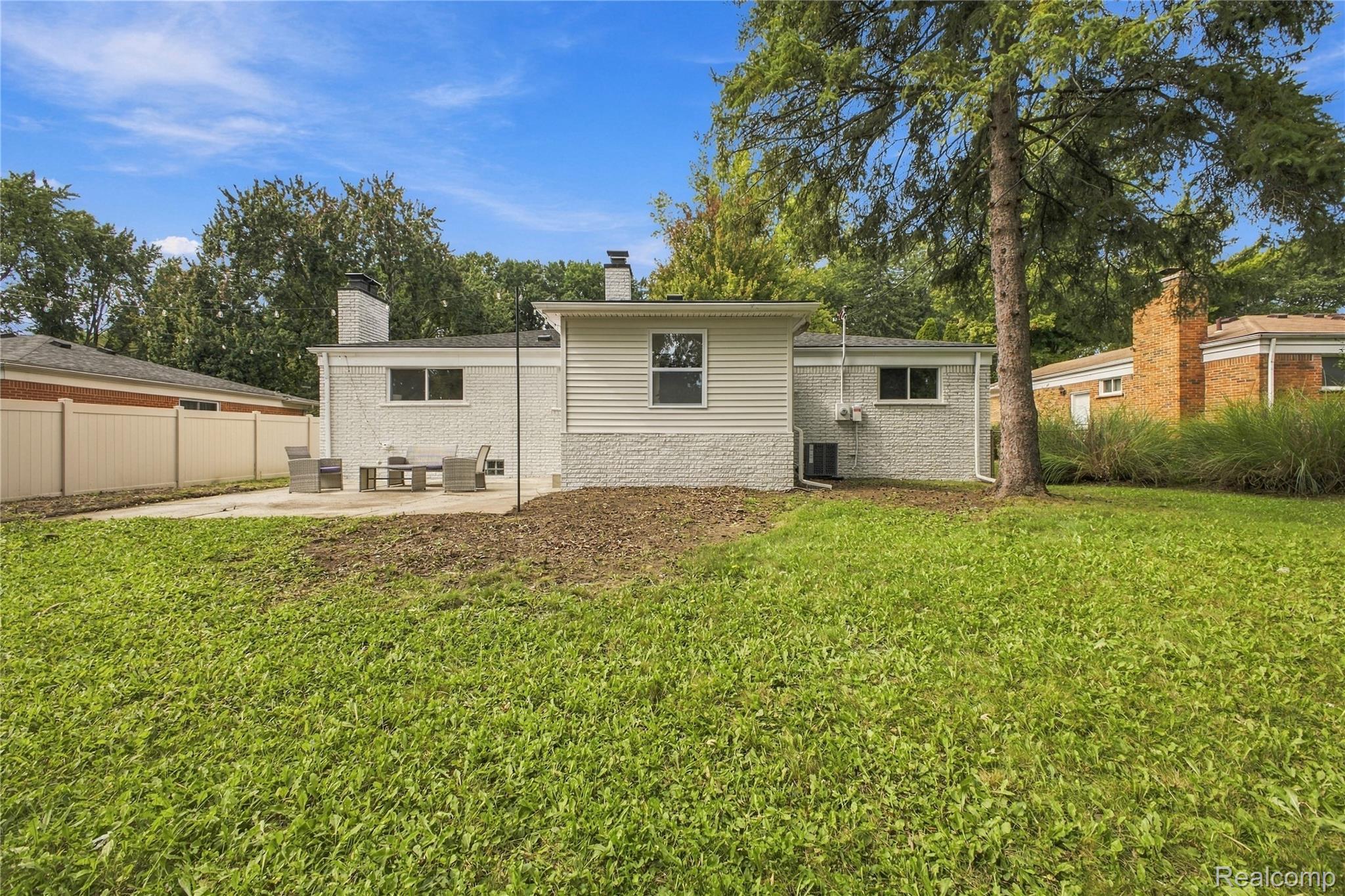 28128 Berkshire Drive