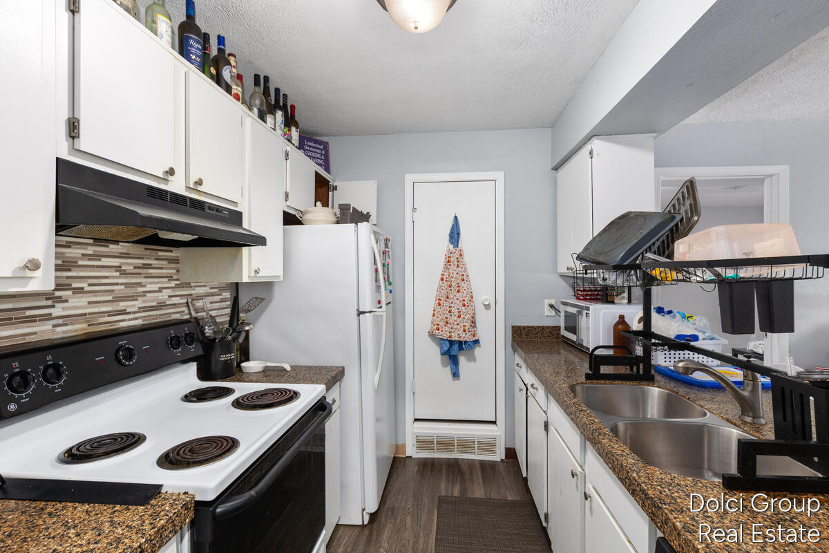 11361 40th Avenue 12