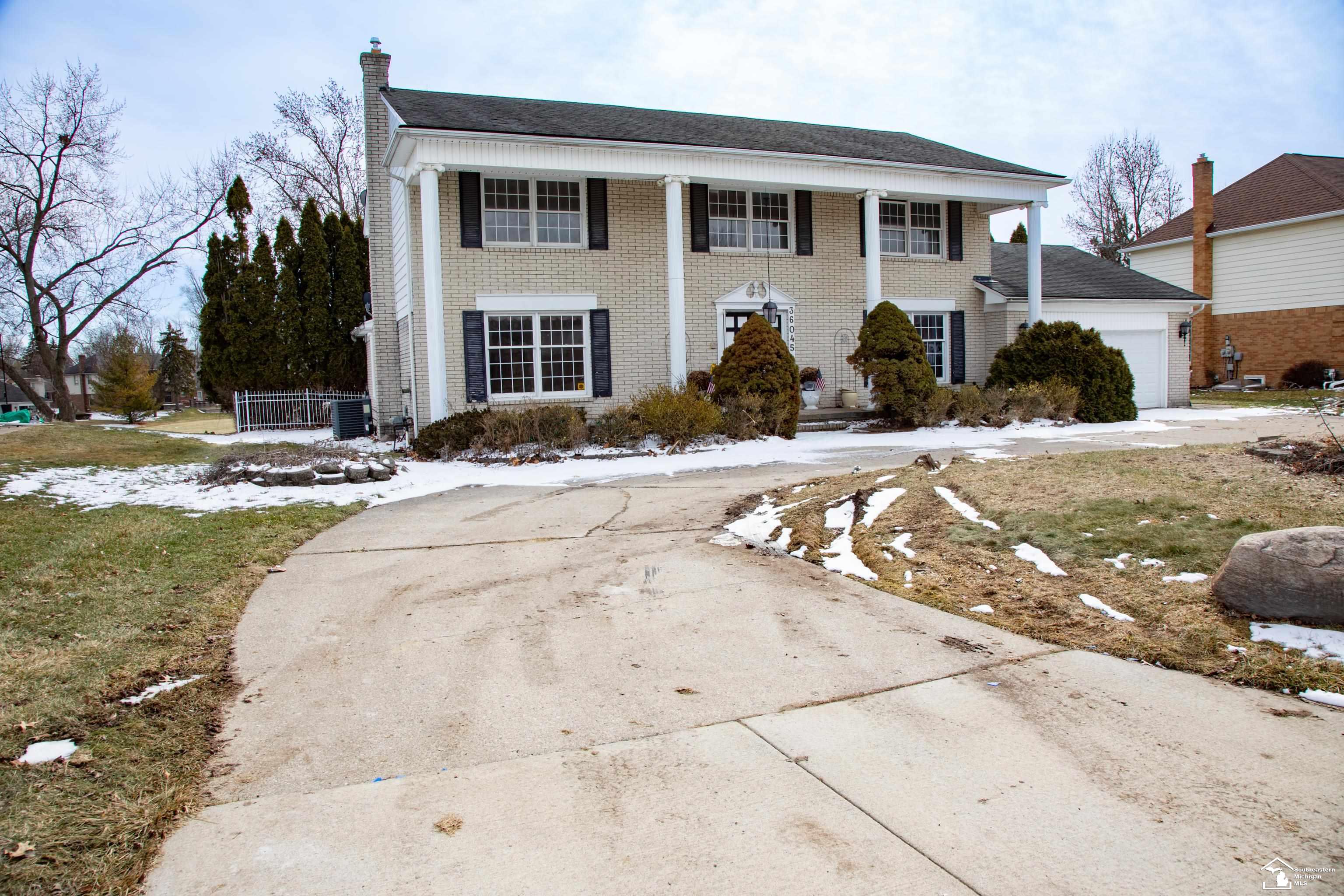 36045 Congress Court