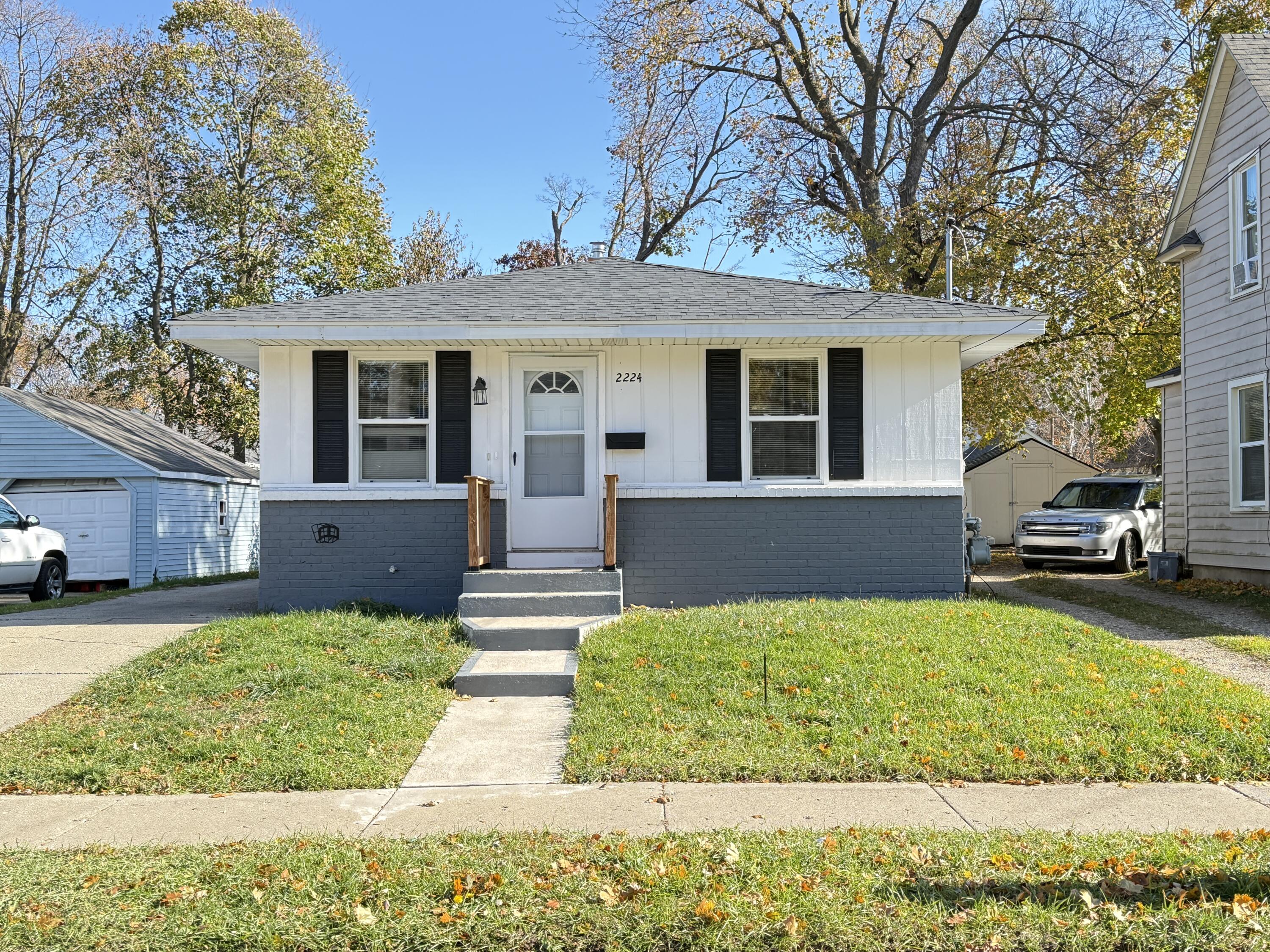 2224 Berwyn Avenue SW