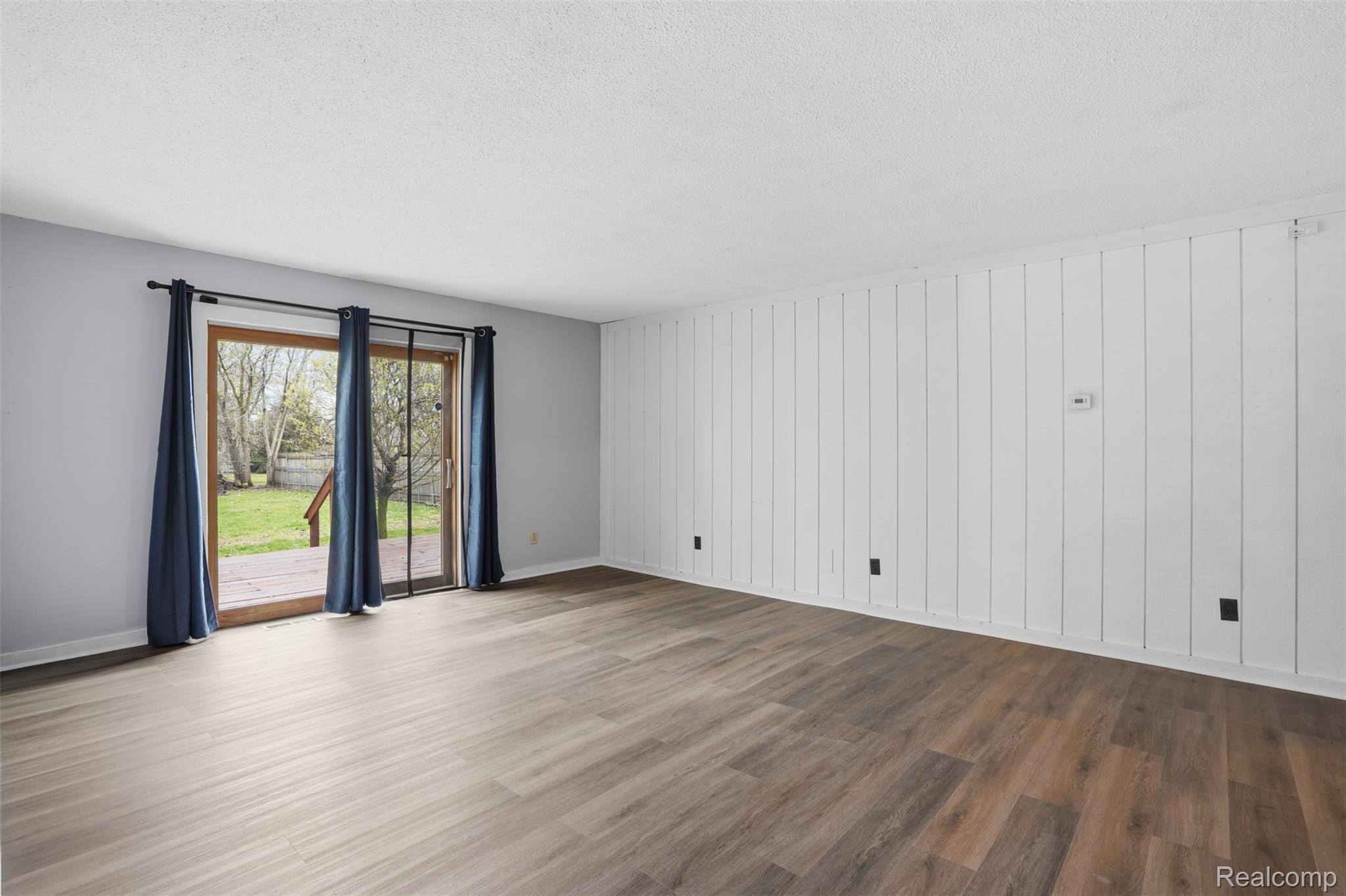 1028 Carlton Drive