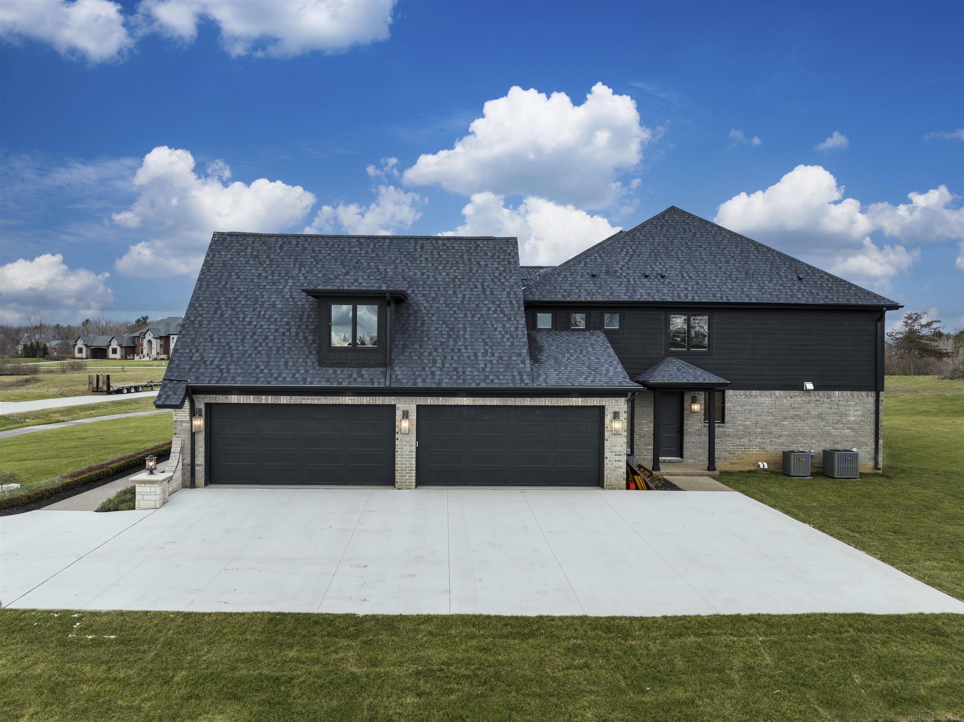 67770 Overlook Trail Drive