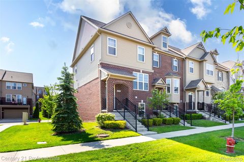 Photo of 2924 Glenbar Circle, Rochester Hills City, MI 48307 (MLS # 20261038847)