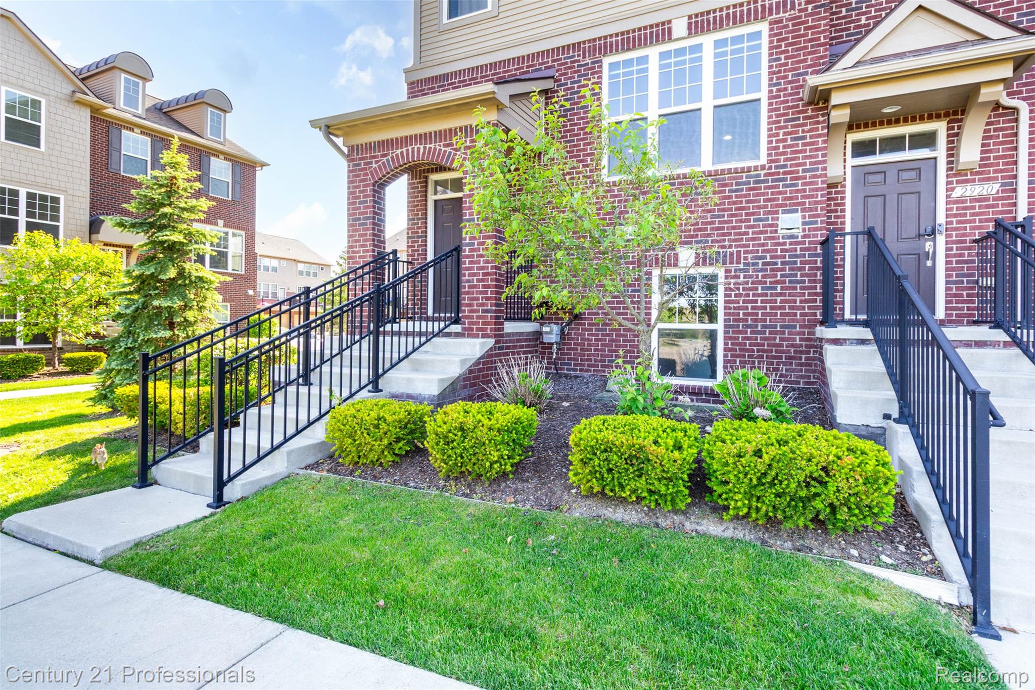 2924 Glenbar Circle