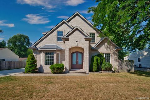 33528 Rhonswood Street Farmington City MI 48335