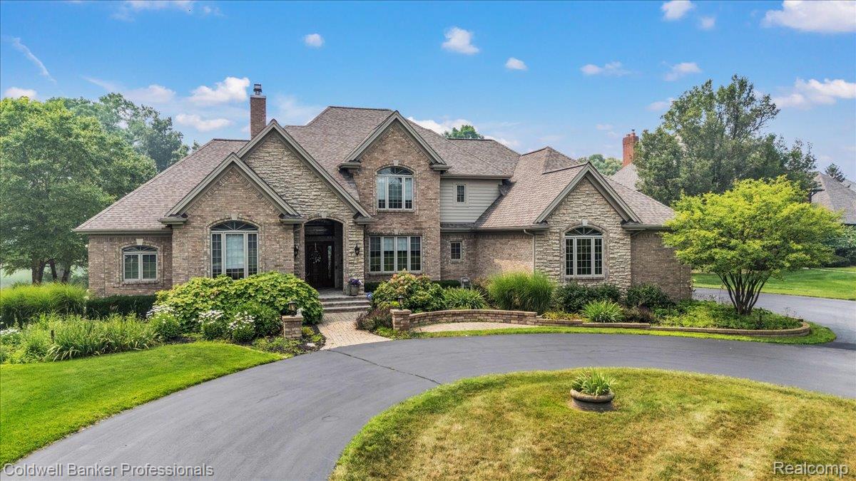 718 Shrewsbury Drive