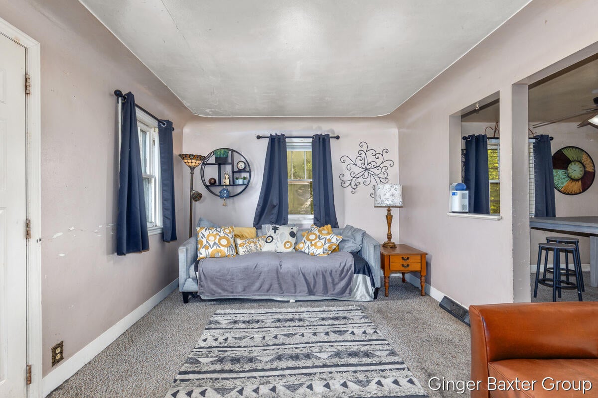 2600 Day Avenue NW