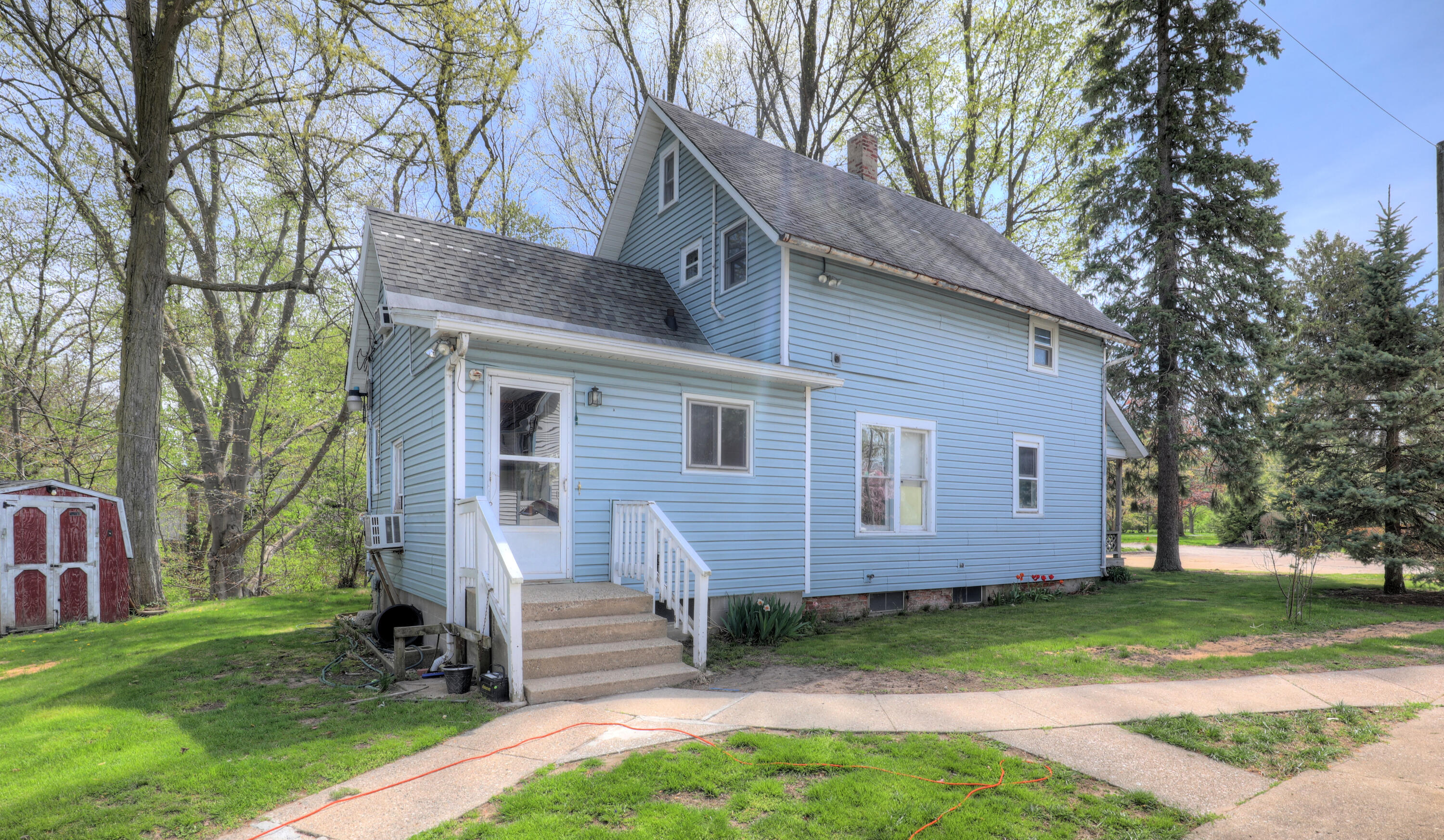 659 Huron Street