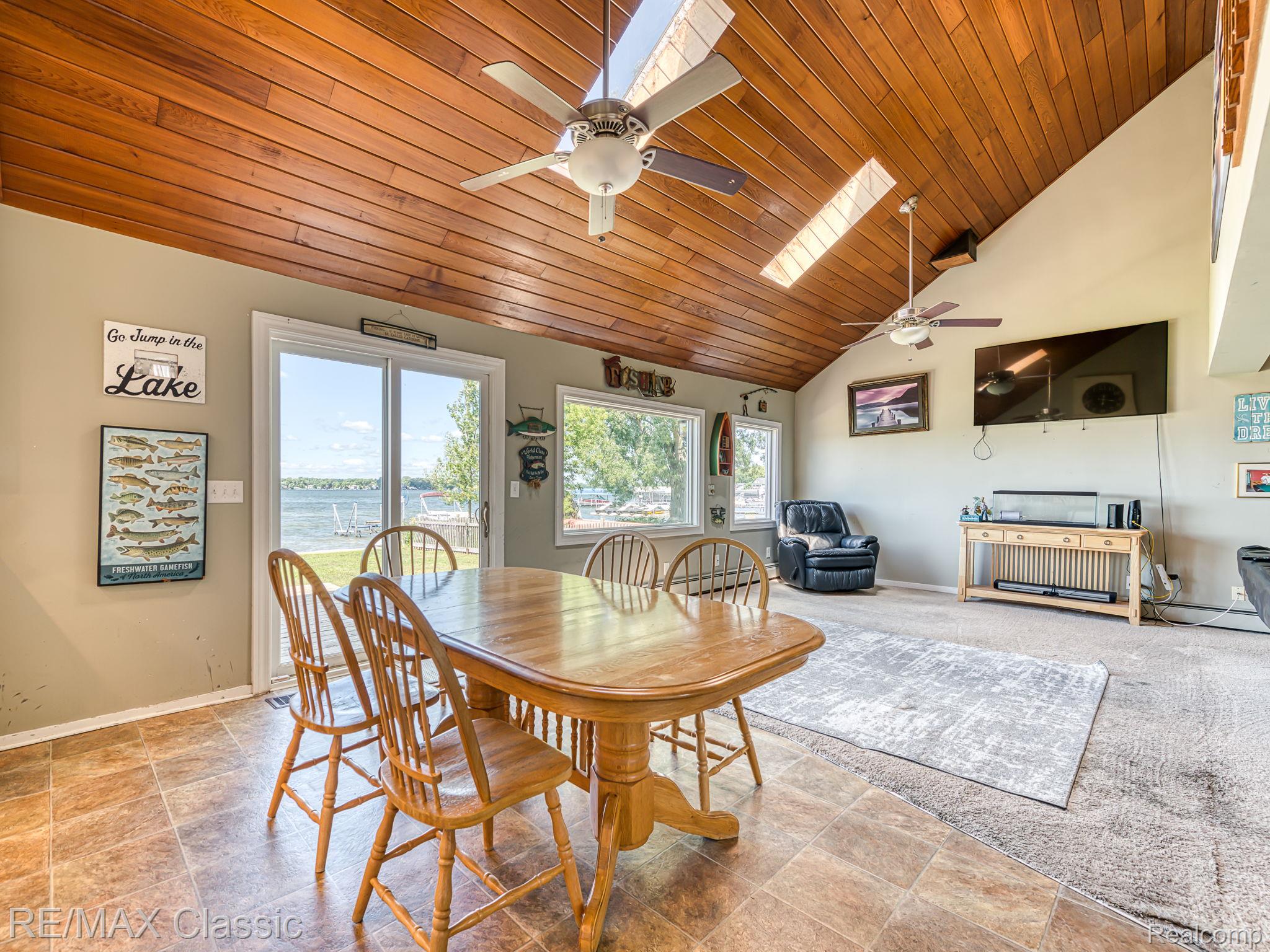 425 E East Shore Drive