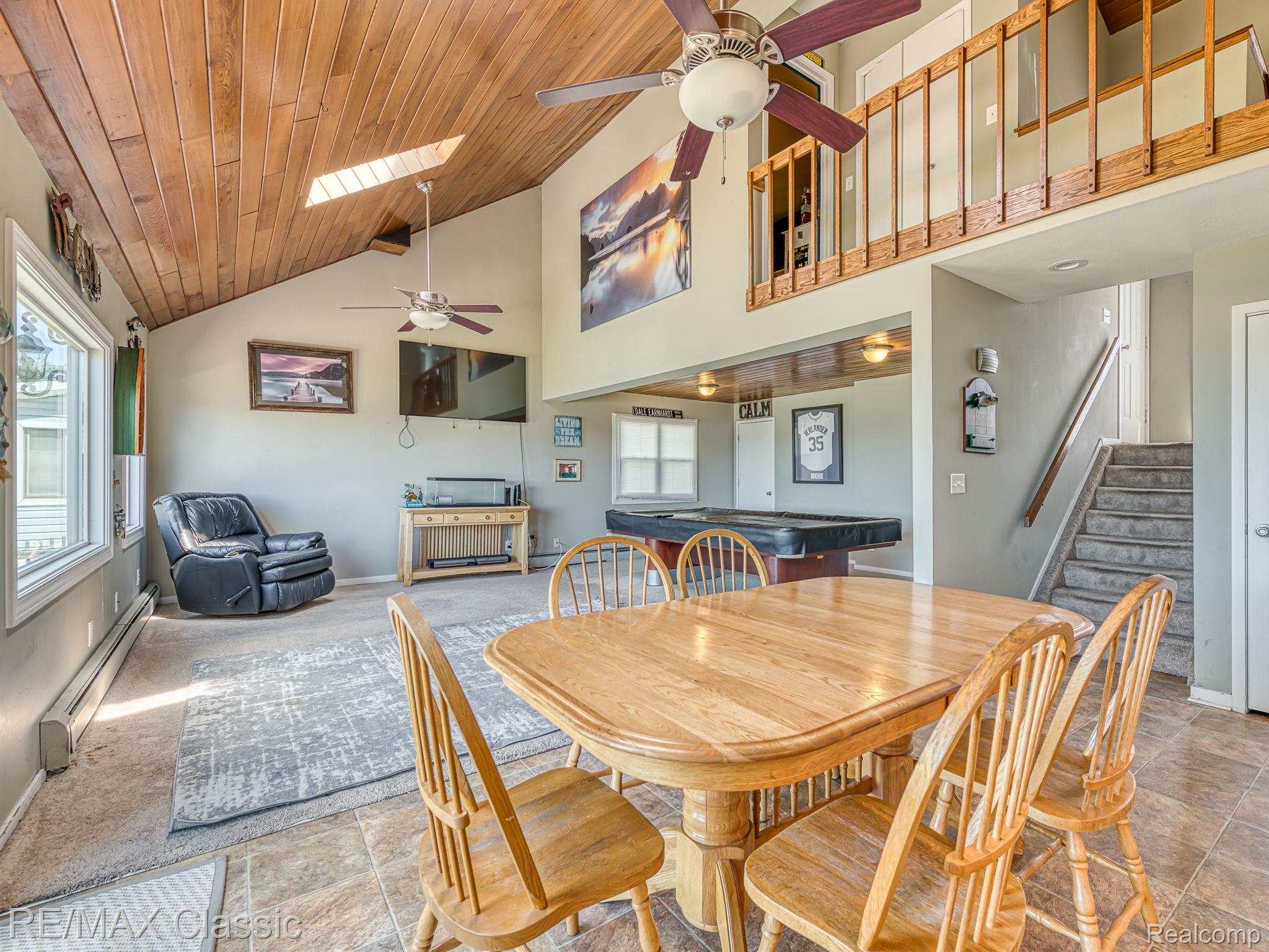 425 E East Shore Drive