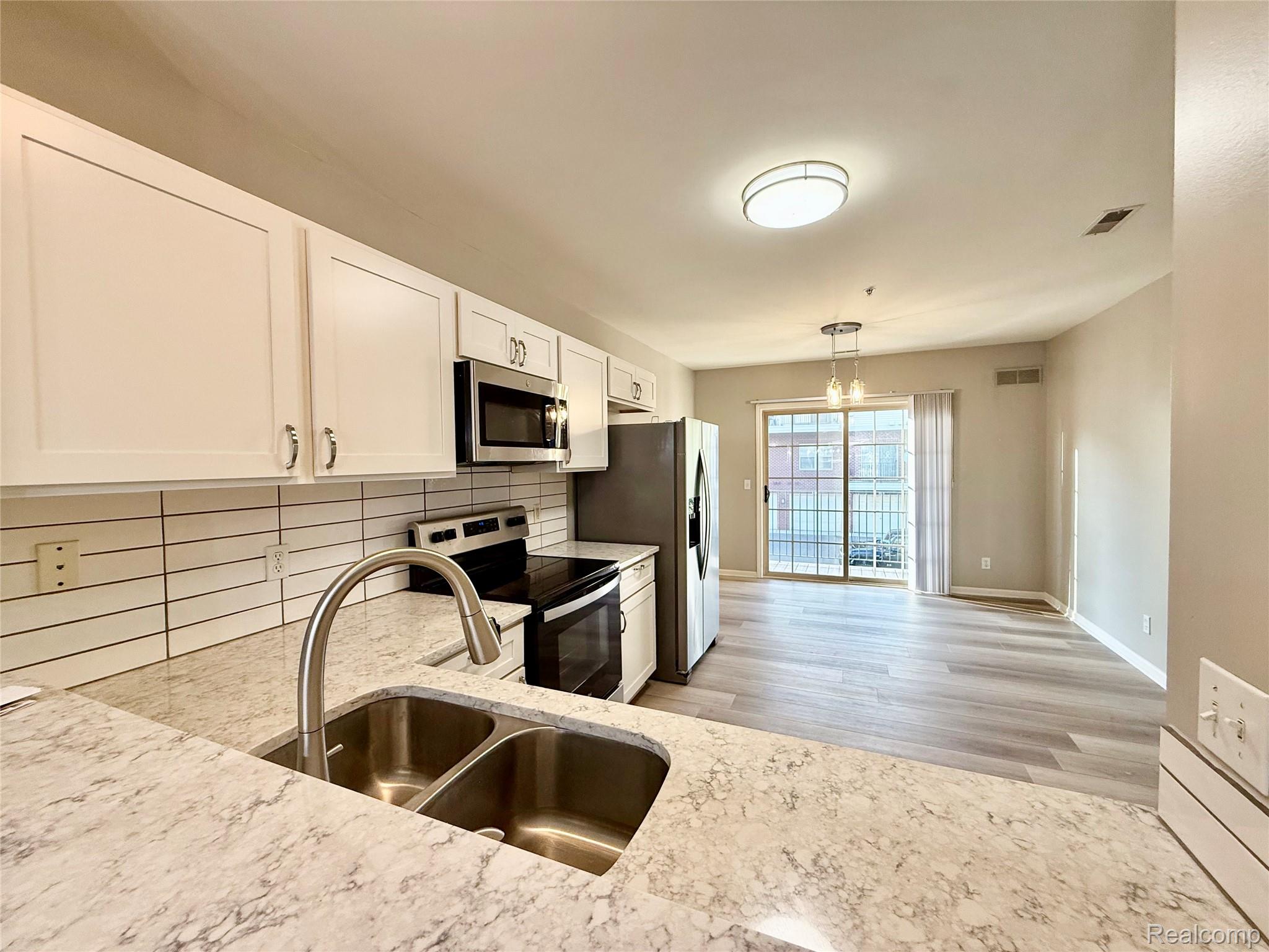 3201 Newbury Place