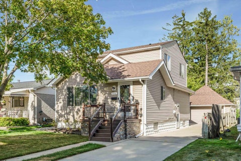 Photo of 342 N Marias Avenue, Clawson City, MI 48017 (MLS # 58050225418)